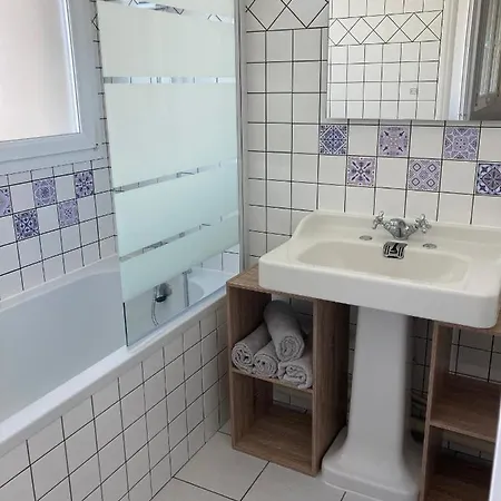 F2 Centre شقة Viré