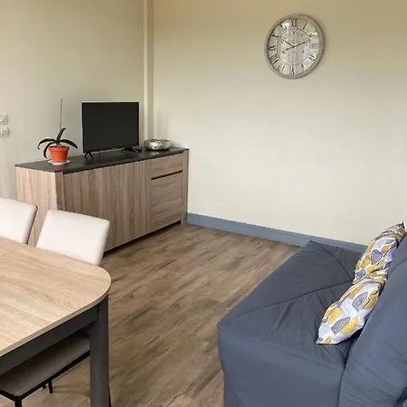 شقة F2 Centre Viré